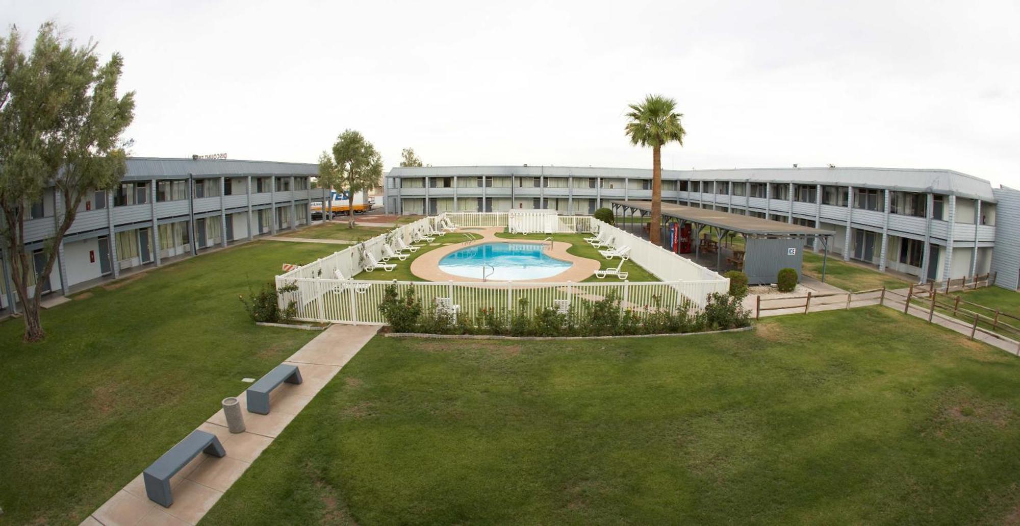 Ez 8 Motel Airporter Phoenix Exterior foto